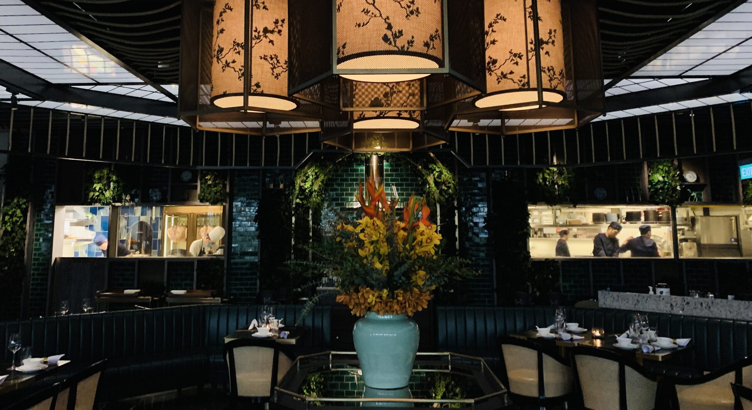 HOSHIZAKI BUSINESS SOLUTIONS FOR BARS, RESTAURANTS AND HOSPITALITY